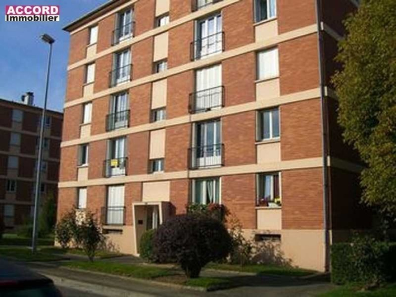 Image_1, Appartement, Saint-Julien-les-Villas, ref :100736