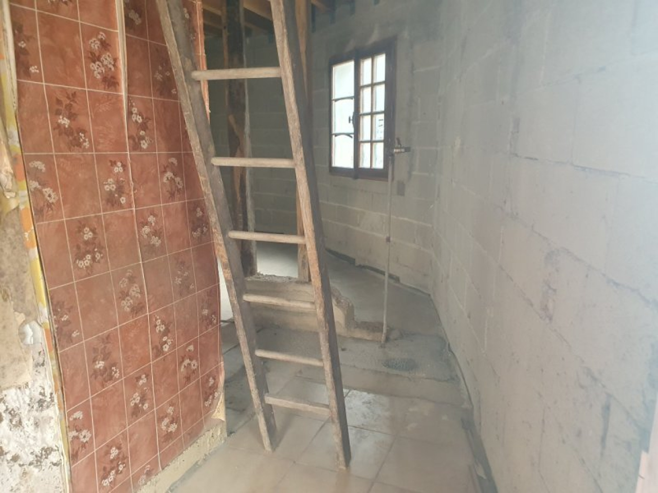 Image_4, Garage, Saint-Julien-les-Villas, ref :1001331