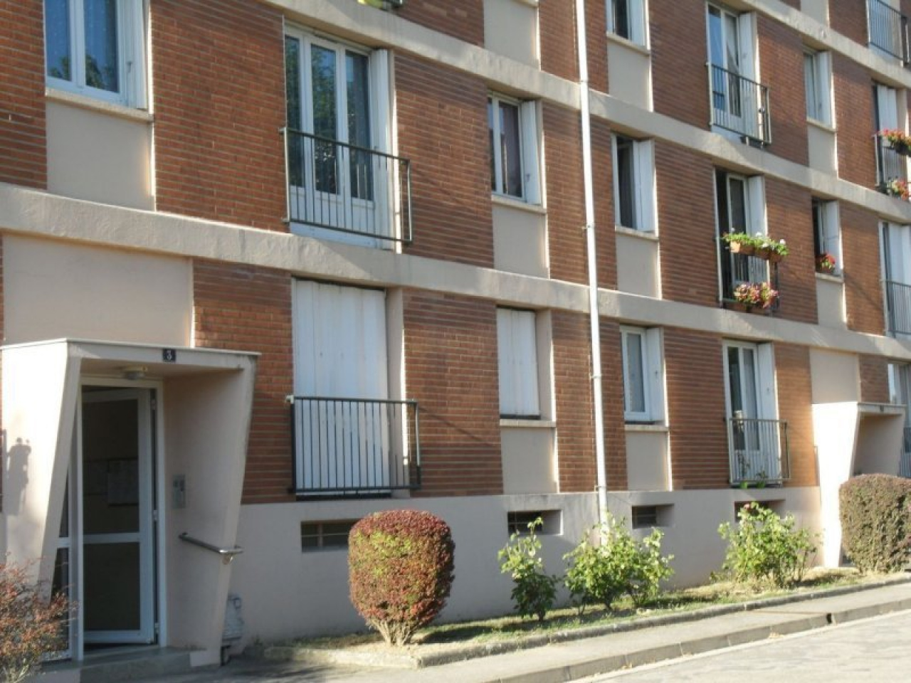 Image_1, Appartement, Saint-Julien-les-Villas, ref :6507