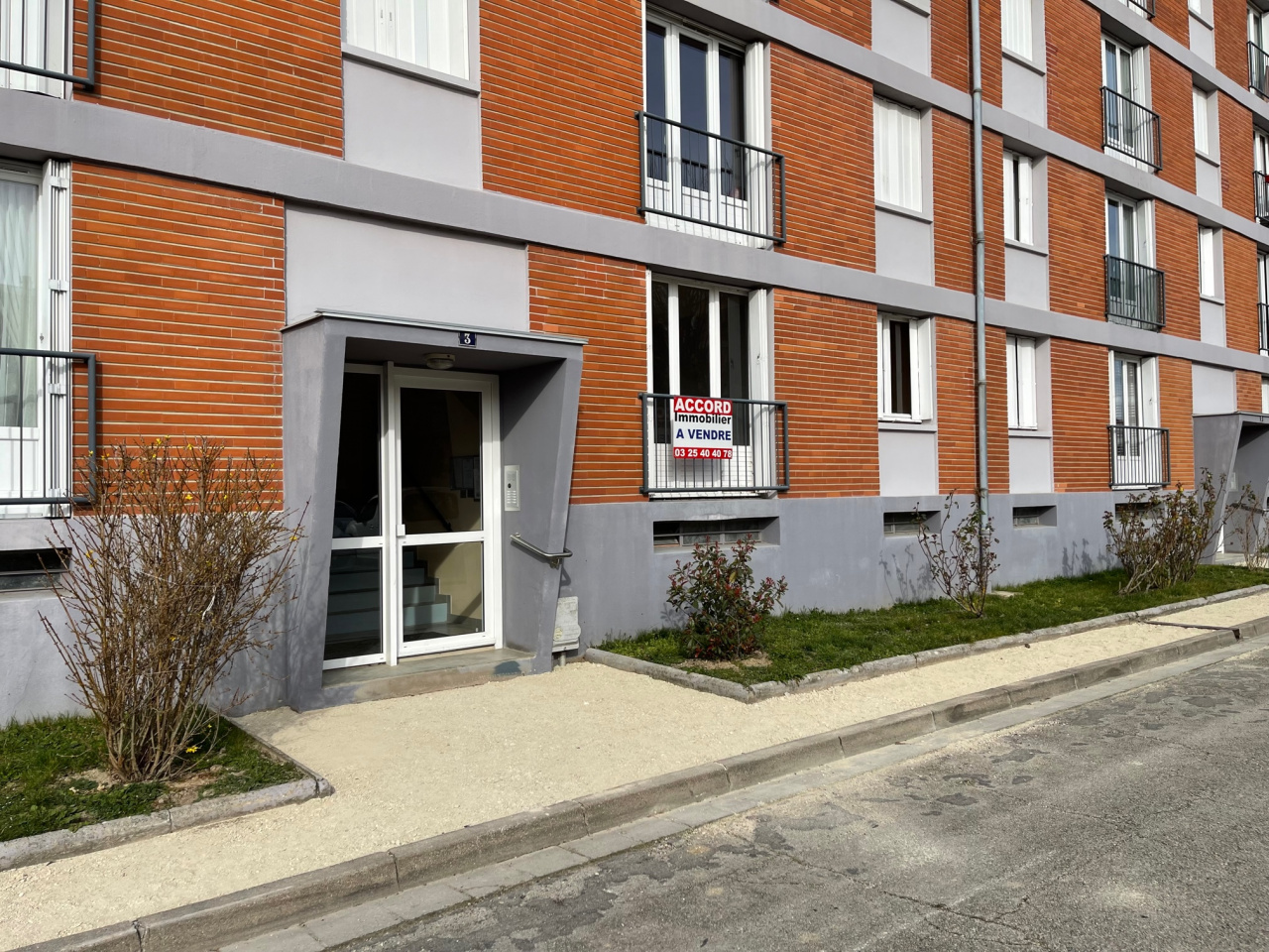 Image_1, Appartement, Saint-Julien-les-Villas, ref :7313