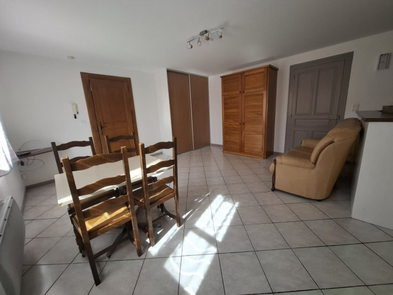 Image_8, Appartement, Pont-Sainte-Marie, ref :1001391