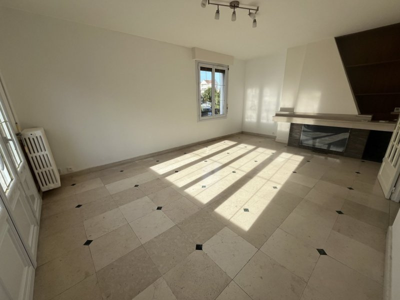 Apartment 4 pièces · 95.00 m² à Troyes